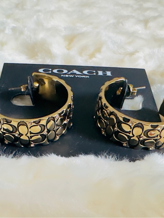 Coach Jewelry - Coach • signature earrings